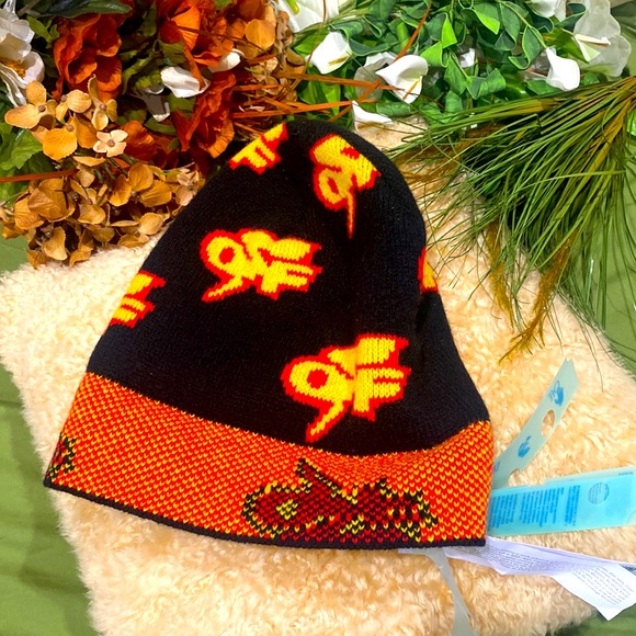 OFF WHITE ❤️🖤💛 - Picture 5 of 8